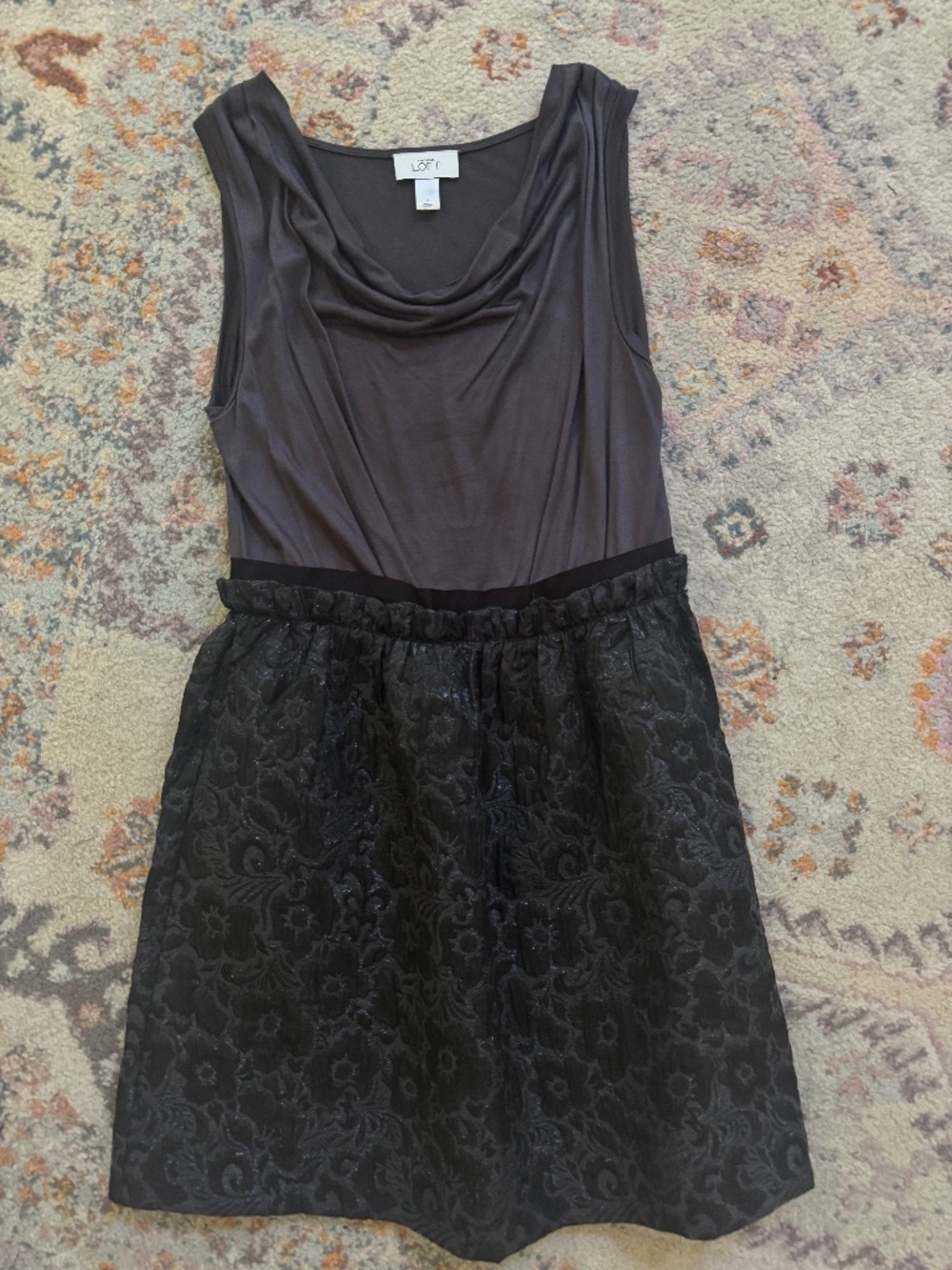 LOFT, size 4, black/grey/silver